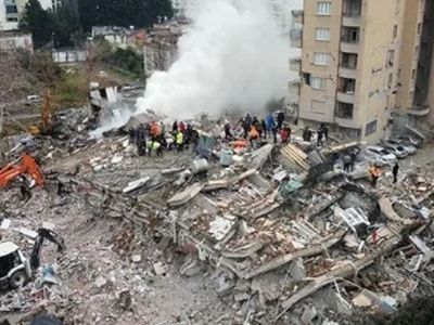 Deprem bölgesinde canla başla çalışan ünlü oyuncudan Muharrem İnce’nin sözlerine tepki: Yalan söylüyor