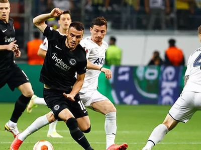 Fenerbahçe - Eintracht Frankfurt Maçı Öncesi Alman Basınından Çarpıcı Sözler!