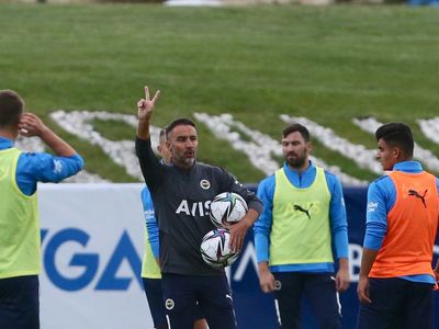 Fenerbahçe, Aurelio Buta'yı Transfer Etmek İstiyor!