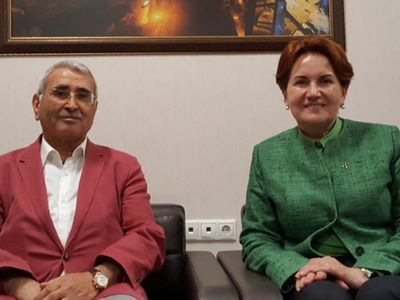 Durmuş Yılmaz Kimdir?