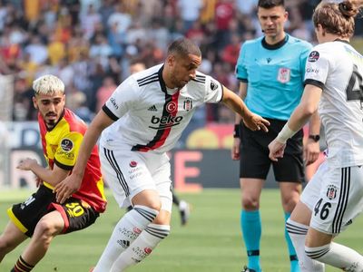 Sinan Vardar, Beşiktaş'ta Göztepe maçında kırmızı kart gören Valentin Rosier'in sabırları zorladığını söyledi