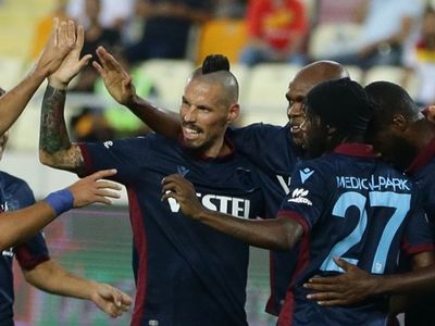 Trabzonspor'dan Fenerbahçe Derbisi Öncesi Marek Hamsik Açıklaması!