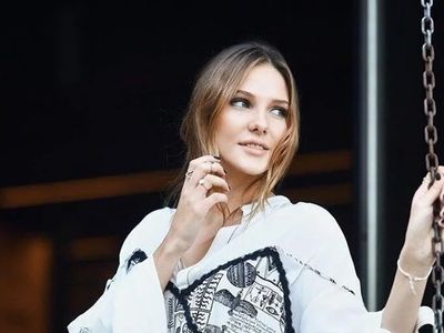 Alina Boz Kimdir?