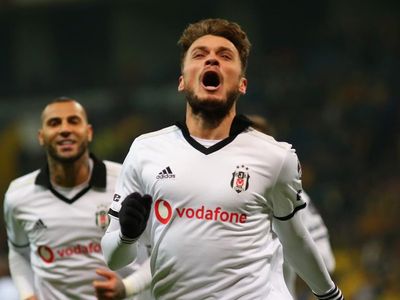 Beşiktaş Adem Ljajic İle Devre Arasında Yollarını Ayırmak İstiyor!