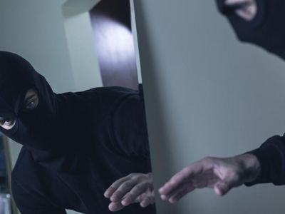 Ankara’da Yeni Evlenen Çiftlerin Evlerine Giren Hırsızlar Tutuklandı