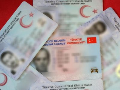 Sizin de başınıza gelebilir: Kimliğini değiştirmek isterken hayatı kabusu döndü