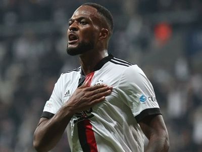 Brightgon Beşiktaş'tan Cyle Larin'i Transfer Etmek İstiyor!