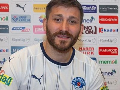 Kasımpaşa Tunay Torun Transferinde Anlaşmayı Sağladı!