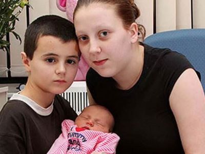 Baba 13 anne 15 yaşındaydı! Şimdiki hallerini görenler tanıyamıyor