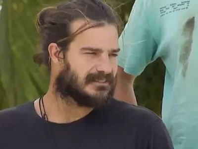 Survivor'da Hakan Hatipoğlu'ndan zehir zemberek sözler: Oyun alanını terk etti!
