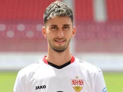 Beşiktaş, Stuttgart formasını terleten Atakan Karazor'un transferinden vazgeçti!