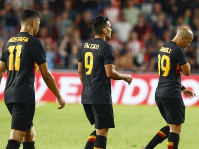 Galatasaray'da PSV Yenilgisinin Ardından Takımdan Gidecek İsimler Belli Oluyor!