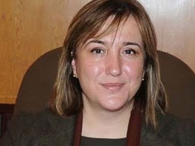 Azize Sibel Gönül Kimdir?
