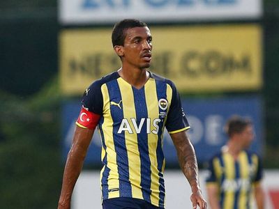 Saint - Etienne Fenerbahçe'den Luiz Gustavo'yu Transfer Etmek İstiyor!