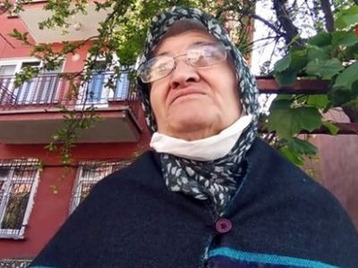 Dolandırılan Yaşlı Kadın 350 Bin TL'sini Kaptırdı