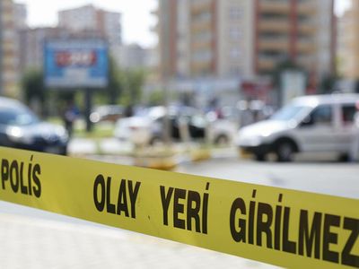Afyonkarahisar'da Eşini, Kayınvalidesini ve Kayınpederini Öldüren Polis Memuru İntihar Etti