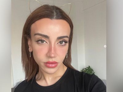 Mika Raun Sosyal medya fenomeni olunca kendini kaybetti! Eğlence adı altında yapmadığı rezillik kalmadı