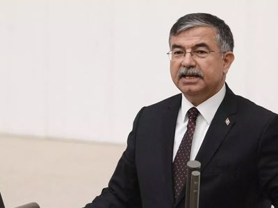 İsmet Yılmaz Kimdir?