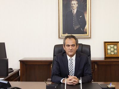 Milli Eğitim Bakanı Mahmut Özer Yüz Yüze Eğitim İçin Alınacak Önlemleri Açıkladı