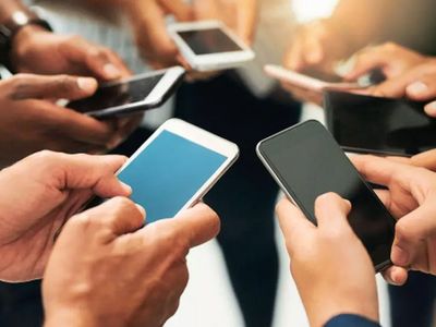 Telefonlara indirilen uygulamalara dikkat! Uzmanlar uyarıyor: Eğer bu uygulamalardan biri bile varsa hemen silin
