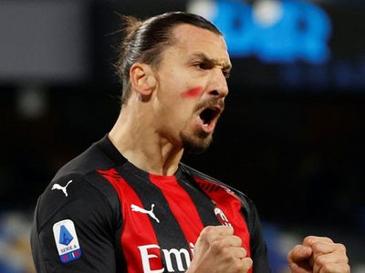 Zlatan Ibrahimoviç Futboldan Men Edilebillir