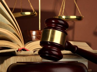 Ataşehir'de Hastanede Kürtaj Yaptırdı: Eve Gelince Bebeğini Düşürdü!