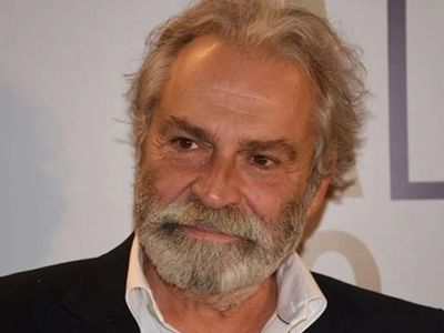 Usta oyuncu Haluk Bilginer'den sevenlerini üzecek haber! Apar topar hastaneye kaldırıldı