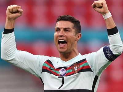Ronaldo'dan şok hareket! Cübbeli Ahmet'in kızına öyle bir hediye yolladı ki...