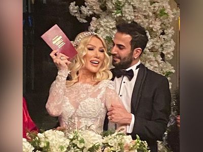 Çiçeği burnunda gelin Seda Sayan’ın anneler günü rezil oldu!