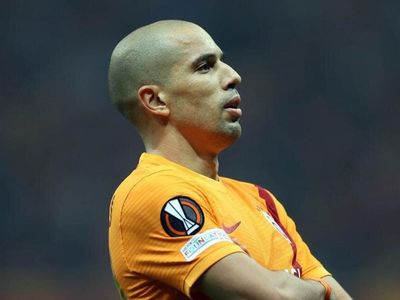 Galatasaray'da Sofiane Feghouli kendisine teklif edilen sözleşme uzatılmasını kabul etmedi!