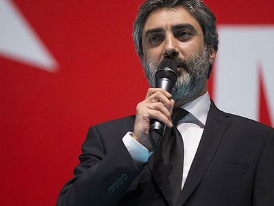 Necati Şaşmaz kimdir?