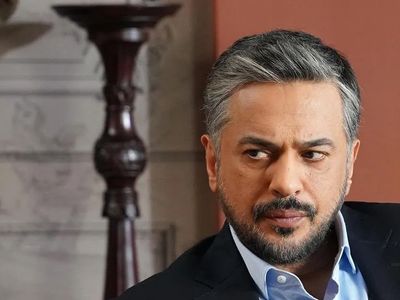 Emre Altuğ 55 yaşında damat oldu: Belgrad Ormanı'nda evlendi!