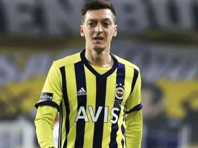Mesut Özil ABD'ye mi Gidiyor?
