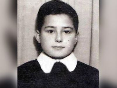 Bülent Ersoy neden kadın oldu? 