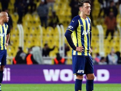 Fenerbahçe'de Başkan Ali Koç Seçime Gitmeyi Düşünmüyor!