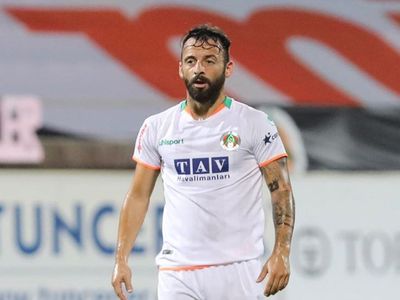 Trabzonspor, Manolis Siopis Transferini Açıklıyor!