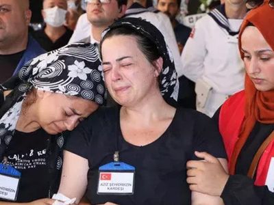 En acı veda! Pençe-Yıldırım şehidi son yolculuğuna uğurlandı