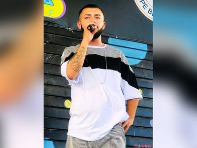 Ünlü şarkıcı Kurtuluş Kuş hakkında korkunç iddia! Hayranına tecavüz mü etti