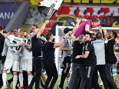 Beşiktaş'ın Zararı Çok Konuşuluyor!