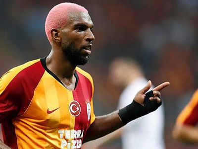 Galatasaray Maçında Islıklanan Ryan Babel, Yaptığı Paylaşımla Tepkileri Üzerine Çekti!