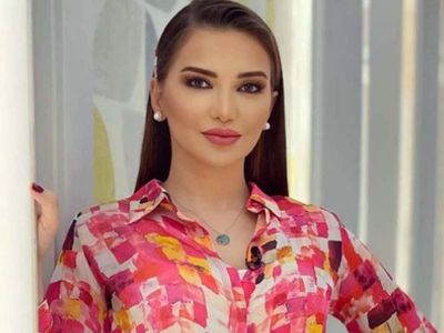 Esra Ezmeci kendisine gelen itiraflarla şaşırtmaya devam ediyor! Son paylaşımı okuyanların midesini bulandırdı: ‘Abimin kardeşiyle...’