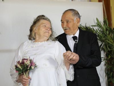  Esra Ezmeci en sonunda çığlık atarak kaçacak! 'Kaynanam ve öz babamın ilişkisi var' diyen kadının derdi beyinleri yaktı!
