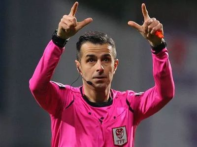 Mete Kalkavan kimdir, kaç yaşında, nereli? Hakem Mete Kalkavan hangi takımlı asıl mesleği nedir? Mete Kalkavan'ın biyografisi ve hayatı