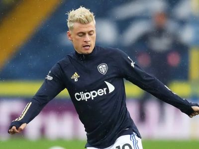 Ezgjan Alioski Trabzonspor’a transfer mi olacak? Trabzonspor Alioski transferi için bastırıyor! Abdullah Avcı Alioski ile görüntülü görüştü