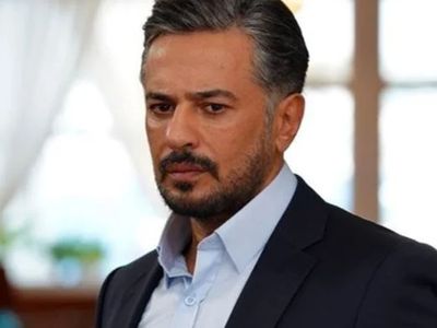 Emre Altuğ'un acı günü! Babası hayatını kaybetti