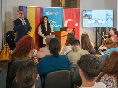 Bükreş'te Baki'nin şiir dünyası edebiyatseverlerle bir araya geldi