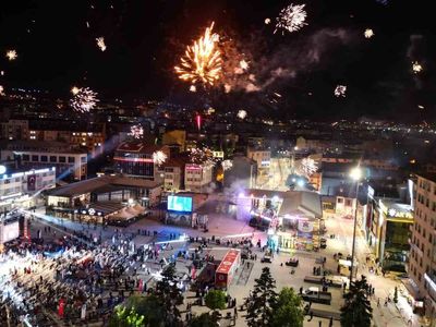 Çorum'da 38. uluslararası hitit fuar ve festivalinde havai fişek gösterisi coşkusu
