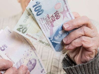 1 Mayıs 2008 sigorta girişli Bağkur'lular olanlar ne zaman emekli olacak? Bağkur emekli olma şartları nelerdir?