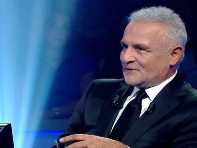 10 yıldır komada yaşam savaşı veriyordu: Ünlü sunucu Kenan Işık hayatını kaybetti