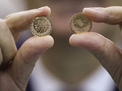 104 yıl sonra bir ilk yaşandı: Merkez Bankası reşat altın bastı! Reşat altın fiyatları kaç lira?